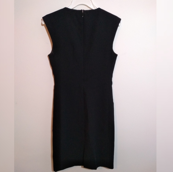 ‼️THRIFT STORE ALERT MAKE OFFERTrina Turk Dress Veda Lace Sleeveless Sheath 2 - Picture 11 of 11